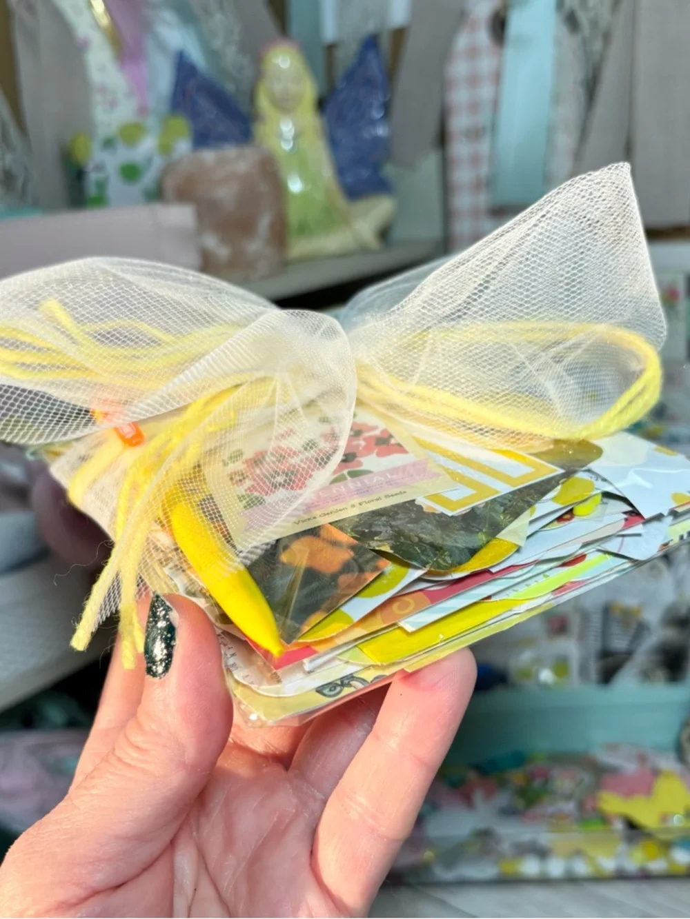 Yellow Junk Journal Paper Scrap Pack Kit 100 Pc Ephemera Planner Decor Scrapbook